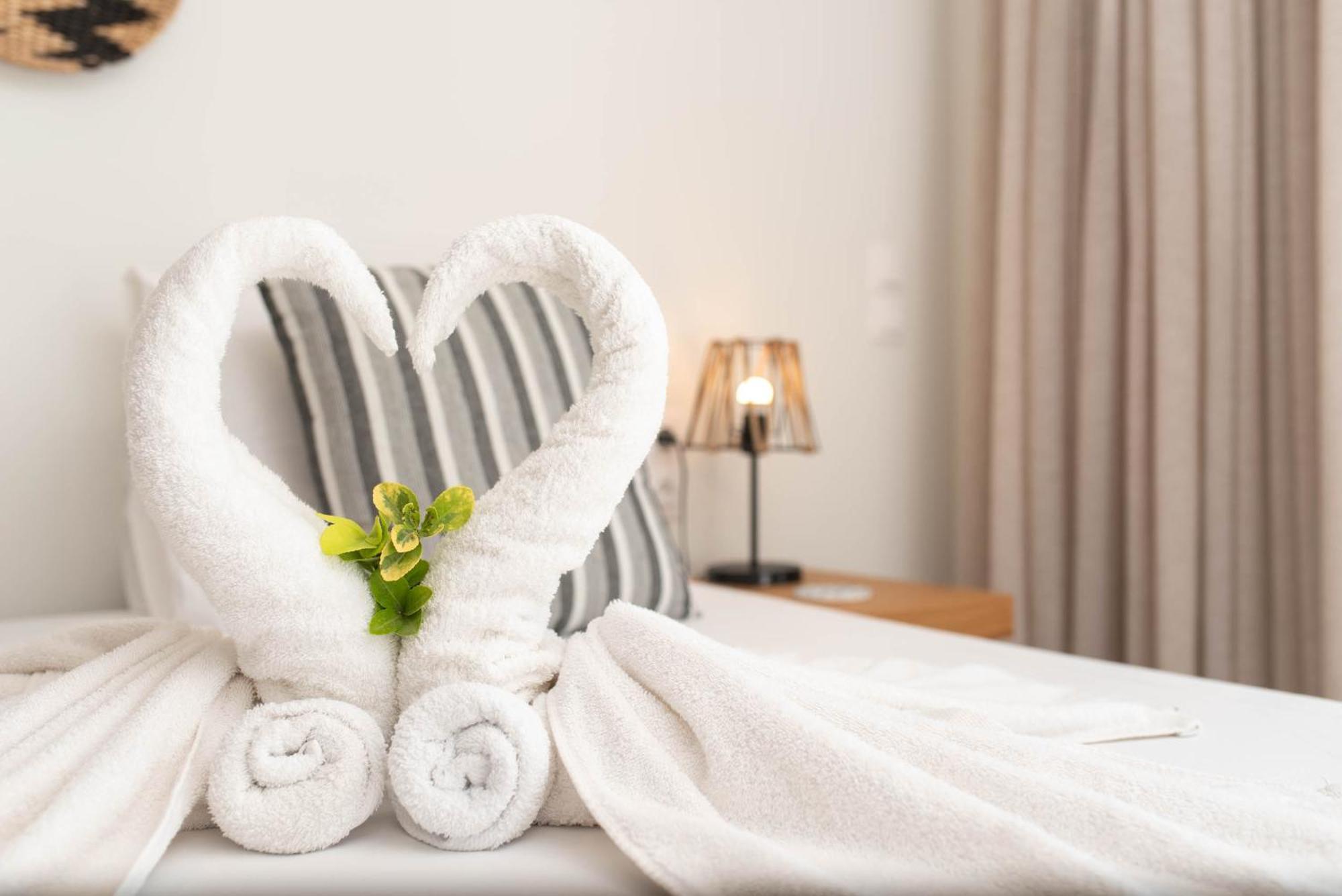 Ocean View Studios And Luxury Rooms Plomari Екстериор снимка