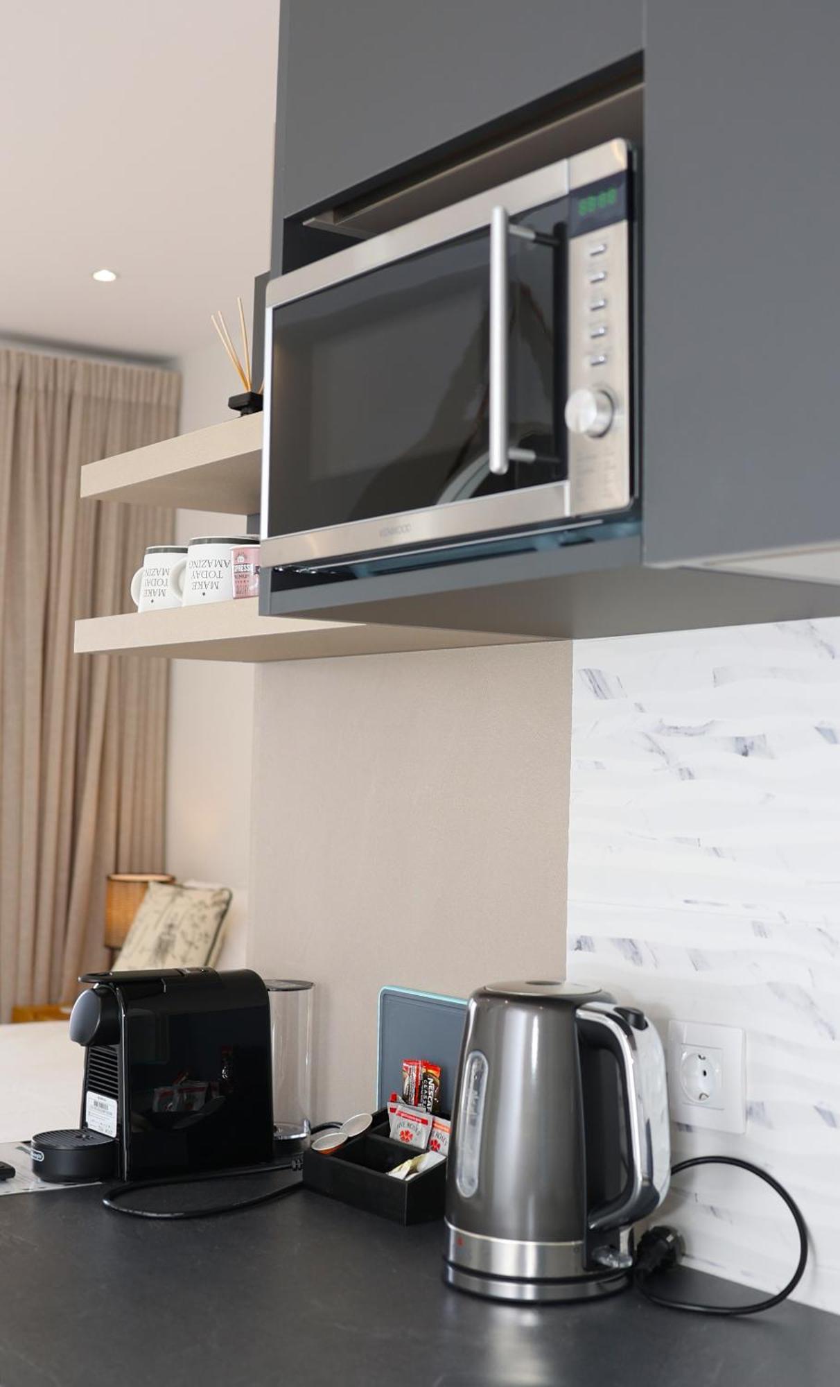 Ocean View Studios And Luxury Rooms Plomari Екстериор снимка
